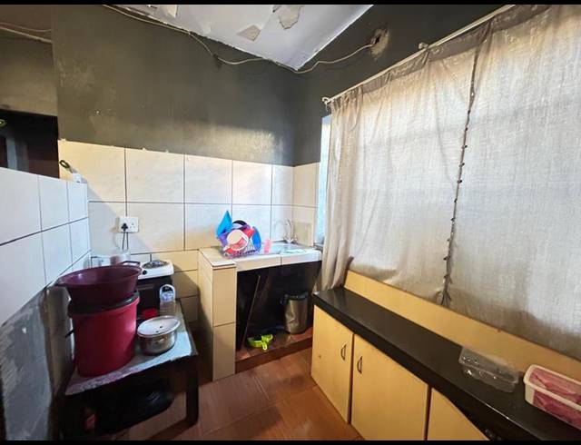 8 BEDROOM HOUSE FOR SALE IN LA ROCHELLE